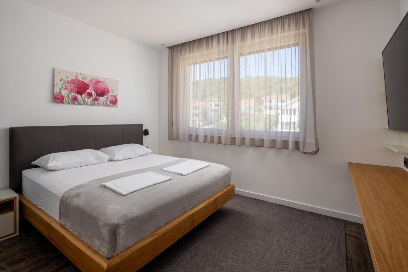 Acadia Beach Villas & Apartments Слатине Экстерьер фото