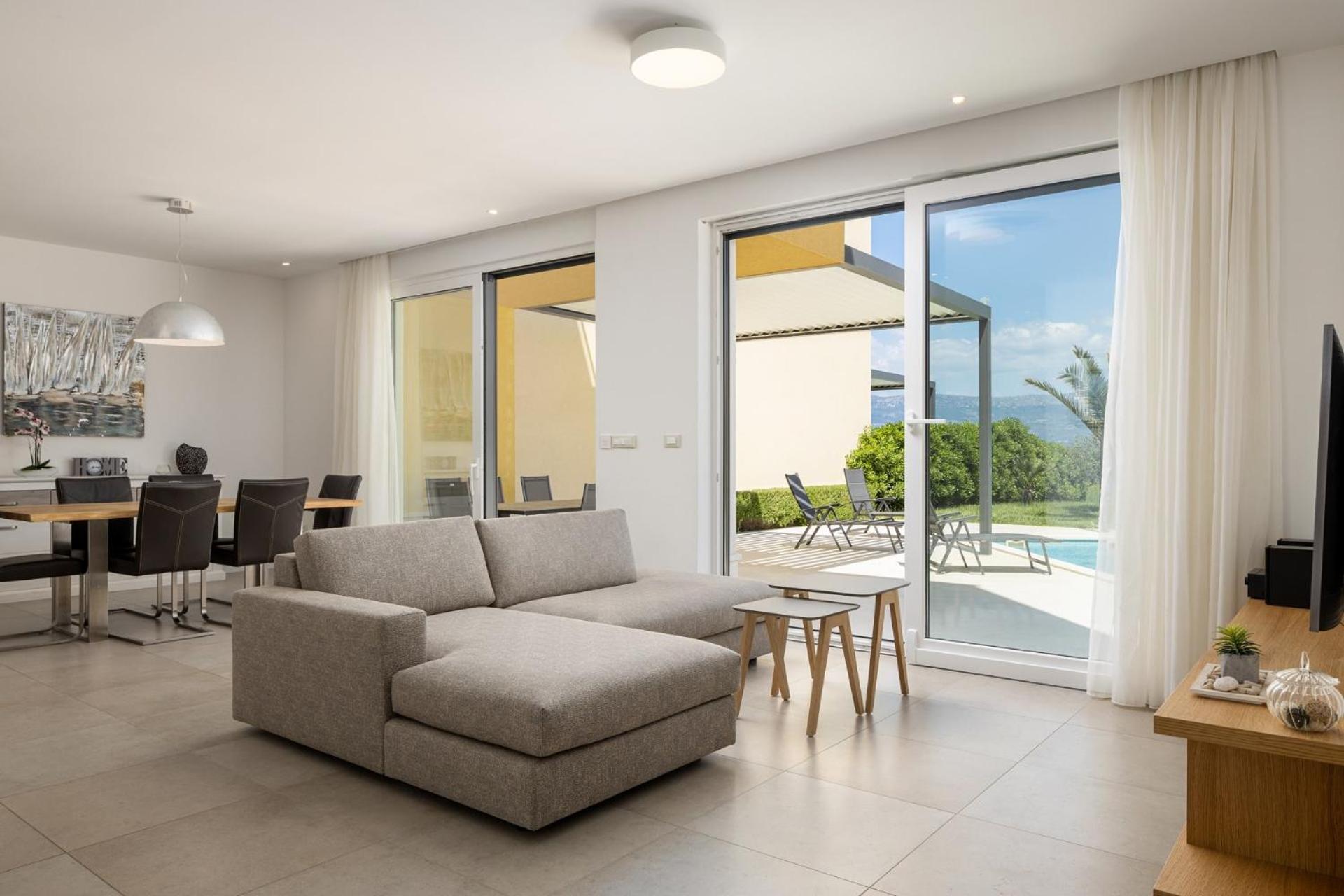 Acadia Beach Villas & Apartments Слатине Экстерьер фото